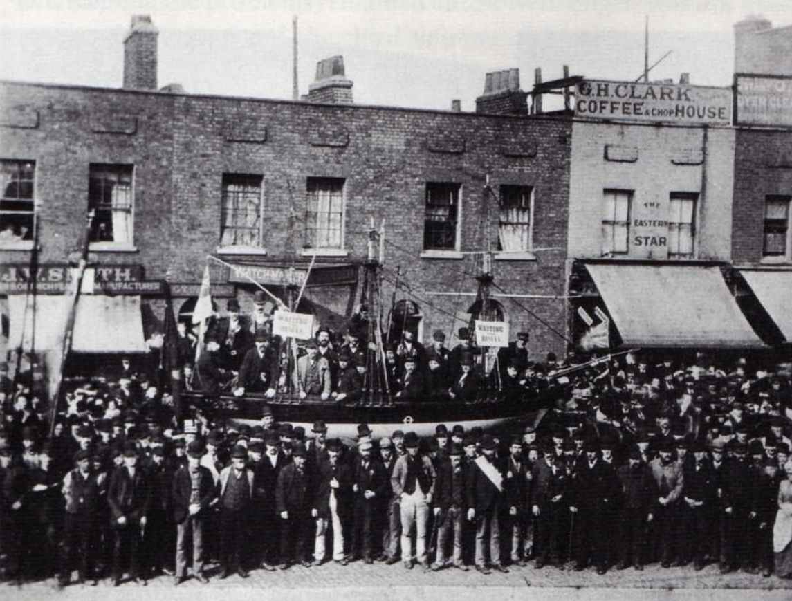 Stevedores’ float on East India Dock Road, London, during the 1889 dockers’ strike.