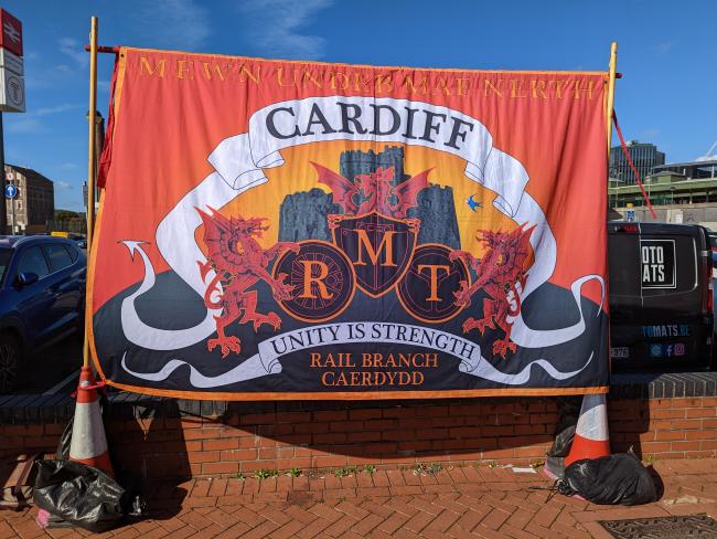 Communist and Kremlin supporters lead the RMT